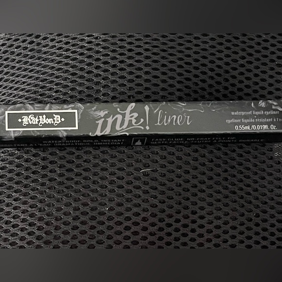 Kat Von D Trooper Black Ink Liner - Picture 4 of 5